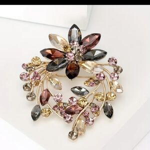 🆕️🌺 RICH TONE FLORAL RHINESTONE BROOCH PIN🌺
